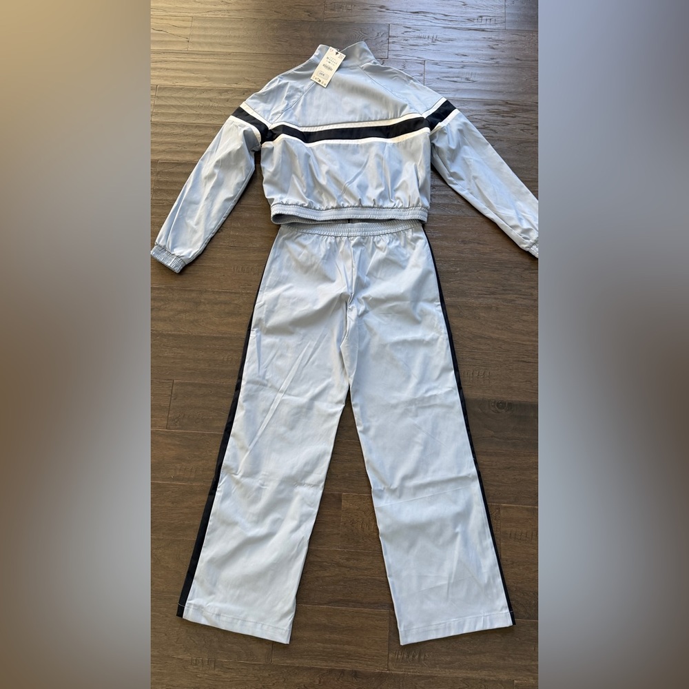 Stylish Gray Women's Tracksuit